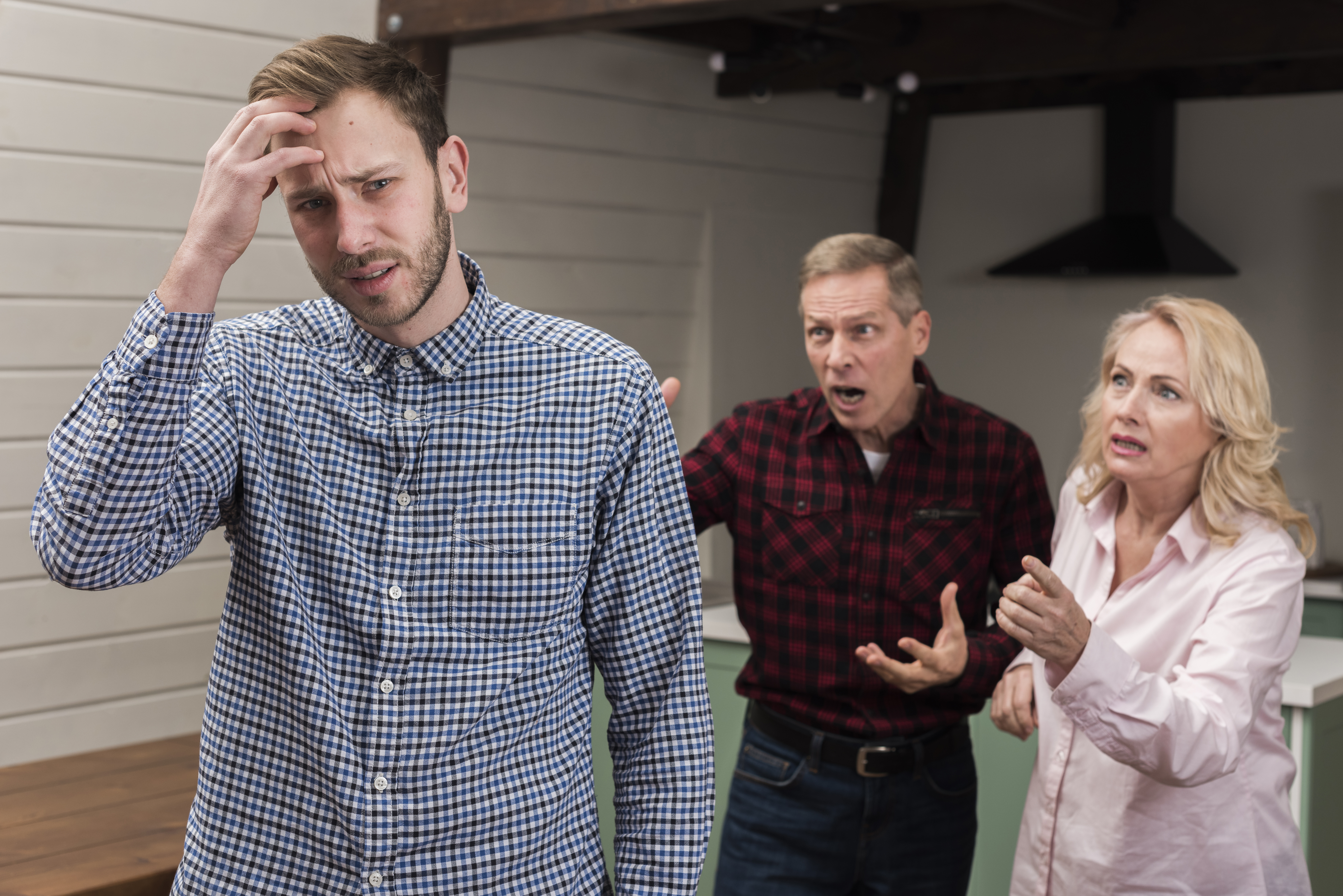 choix confus du fils, parents en colère